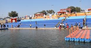 MahaKumbh 2025: पुष्पवर्षा व जयकारों के बीच हुआ श्रीमहानिर्वाणी अखाड़ा का नगर प्रवेश, धूमधाम से हुई महाकुंभ 2025 की शुरुआत 3 image 128