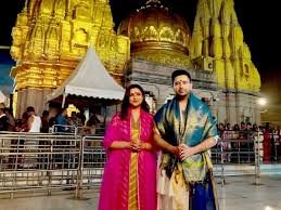 Mahashivratri 2025: परिणीति चोपड़ा ने पति संग किए काशी विश्वनाथ के दर्शन, अंकिता लोखंडे सहित सेलेब्स ने दी शुभकामनाएं 2 image 308