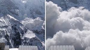 Uttarakhand: माणा कैंप के पास भारी हिमस्खलन में दबे 57 मजदूर, 15 को बाहर निकाला, अन्य की तलाश जारी 2 image 338