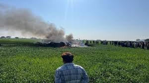 Fighter Plane Crash: एयरफोर्स का फाइटर प्लेन क्रैश, खेत में गिरते ही लगी आग, शिवपुरी में बहरेटा के पास हादसा 3 image 41