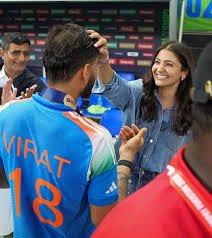 Team India Champion: जीत के बाद रोहित-कोहली और जडेजा ने परिवार के साथ मनाया जश्न, तस्वीरें आपको कर देंगी भावुक 3 image 100