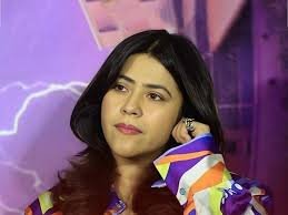 Ektaa Kapoor: एकता कपूर ने फैंस पर फोड़ा कई फिल्मों के फ्लॉप होने का ठीकरा, बोलीं- दर्शक ही जिम्मेदार हैं... 3 image 222