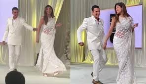 Akshay Kumar And Shilpa Shetty Dance: एक्स गर्लफ्रेंड शिल्पा शेट्टी का हाथ पकड़ते दिखे Akshay Kumar, 'चुरा के दिल मेरा' गाने पर दोनों के ठुमकों ने लगाई आग 3 image 50