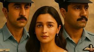 Love And War Poster: रणवीर कपूर ने शेयर किया लव एंड वॉर का पोस्टर, जाने कब रिलीज होगी फिल्म 2 image 131