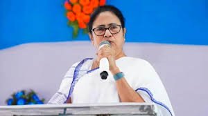 Mamata Banerjee: पश्चिम बंगाल की हिंसा को लेकर लगातार घिरती जा रहीं ममता, मुस्लिम वोट बैंक का मोह बढ़ा रहा है संकट 3 image 173