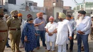 Amritsar Poisonous Liquor: अमृतसर में जहरीली शराब ने बरपाया कहर, काल के गाल में समाए 14 लोग, कई की हालत नाजुक 2 image 112