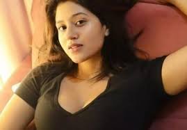 Anjali Arora Sexy Video: MMS Video लीक्ड गर्ल ने फिर मचाई इंटरनेट पर सनसनी, शेयर कर दिया सेक्सी वीडियो 3 image 8