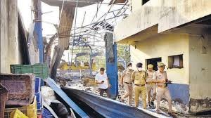 Hapur News: केमिकल फैक्ट्री में हुआ गैस रिसाव, आठ कामगार बेहोश 2 image 354