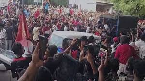 Stampede Death: बेंगलुरु में आरसीबी की जीत का जश्न मातम में बदला, भगदड़ में 11 की मौत; विराट कोहली बोले- "शब्द नहीं हैं" 2 image 38