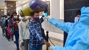 Corona Virus In India: 24 घंटे में बढ़ी मौतों की संख्या! लॉकडाउन की तरफ कोरोना की स्थिति; स्कूल-कोचिंग को लेकर आ सकता है फैसला 2 image 86