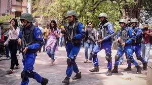 Schools Bomb Threat: नन्हे मासूम के बीच रखा RDX और IED! पांच स्कूलों को बम से उड़ाने की धमकी, खाली हुईं बिल्डिंग 2 image 152