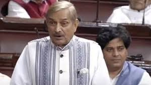 Lucknow News: प्रमोद तिवारी ने सरकार पर साधा तीखा निशाना ! लातूर के बुजुर्ग किसान की 'हल' से जुताई ने आर्थिक संकट की दिखाई असल तस्वीर 2 image 41