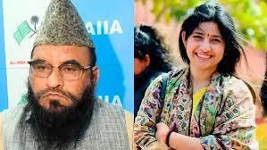 Maulana Sajid Rashidi Controversy: आप ‘मौन’ रहें...लेकिन हमें बर्दाश्त नहीं, मौलाना साजिद रशीदी की जुबान काटने पर मिलेगा इनाम; योगी यूथ ब्रिगेड का बड़ा ऐलान 1 FIR against Maulana who made indecent remarks on Dimple Yadav, know who is Sajid Rashidi? -Hindi Filmibeat