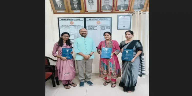 1912499 balrampur news11