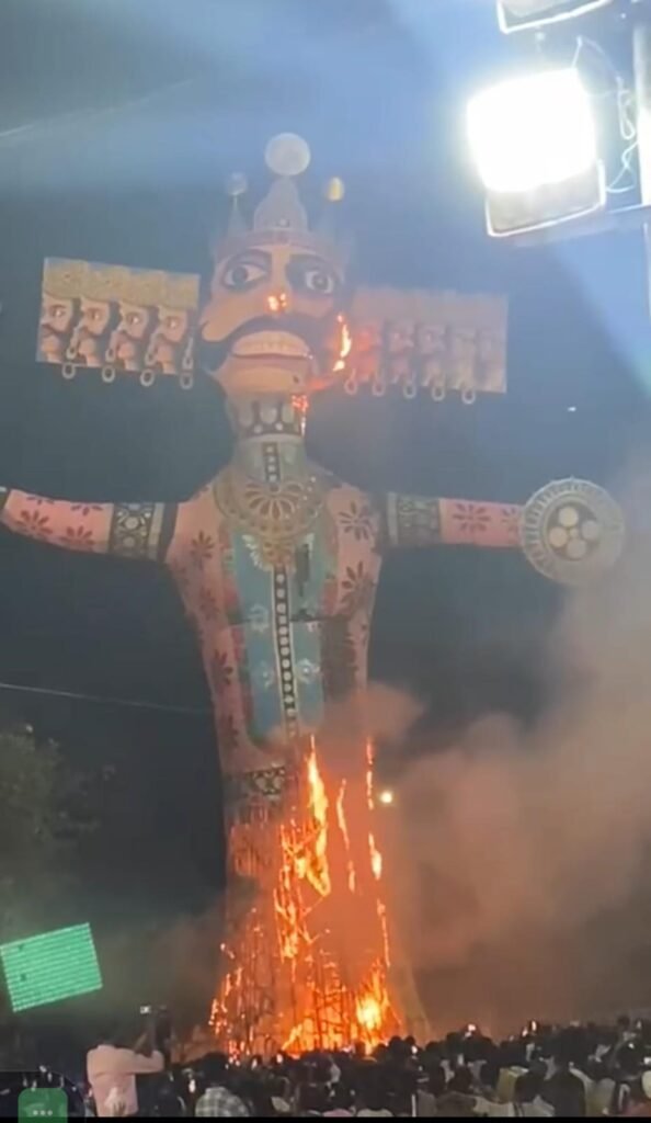Sonbhadra: हिंडाल्को में सुरक्षित वातावरण में श्रद्धापूर्वक मनाया विजयादशमी का पमहापर्व 1 WhatsApp Image 2025 10 03 at 4.55.47 PM