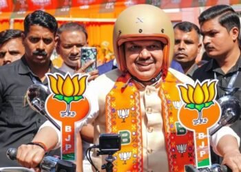BMC Mein BJP Ki Jeet: मुंबई में भगवा लहर! ठाकरे युग की विदाई, फडणवीस बने महाराष्ट्र के 'सुपरकिंग' 16 WhatsApp Image 2026 01 09 at 5.11.13 PM 4