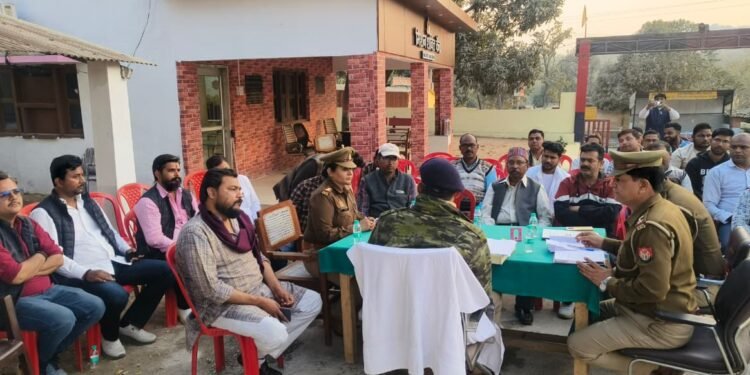 Sonbhadra: रेनुकूट में महाशिवरात्रि को लेकर पीस कमेटी की बैठक संपन्न 1 WhatsApp Image 2026 02 11 at 8.02.54 PM