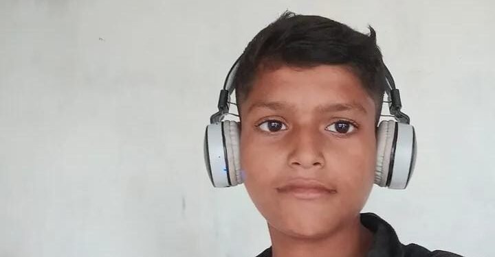 Chandauli: बरहनी क्षेत्र से 16 वर्षीय किशोर लापता, परिजनों में मचा हड़कंप 1 WhatsApp Image 2026 02 15 at 6.35.01 AM