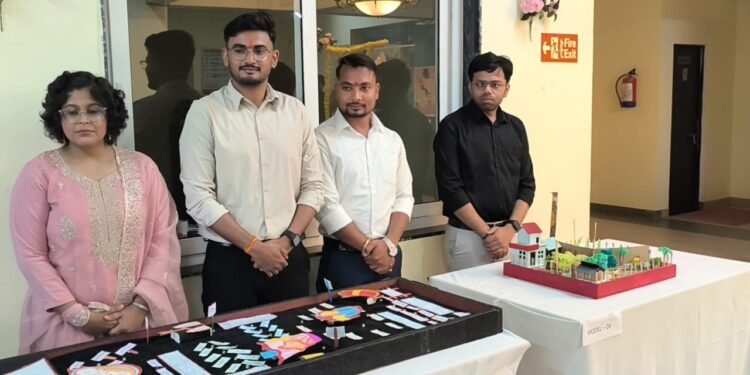 Lucknow News: जावित्री मेडिकल इंस्टीट्यूट ऑफ साइंस में वार्षिक उत्सव का भव्य आयोजन, मूर्ति का अनावरण 1 WhatsApp Image 2026 03 21 at 10.27.51 PM