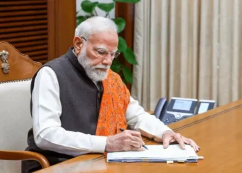 PM Modi open letter women's 2026: PM मोदी की पूरे देश के महिलाओं से बड़ी मांग! महिला आरक्षण पर लिखा खुला खत, संसद में गूंजेगा नारी शक्ति का वंदन 17 WhatsApp Image 2026 04 13 at 11.31.50 AM 1 2