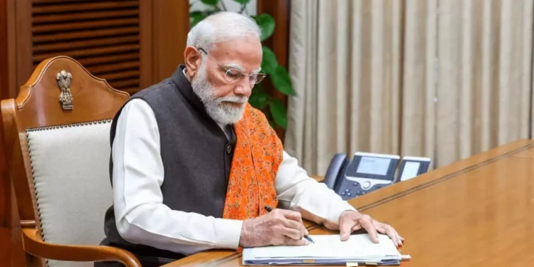 PM Modi open letter women's 2026: PM मोदी की पूरे देश के महिलाओं से बड़ी मांग! महिला आरक्षण पर लिखा खुला खत, संसद में गूंजेगा नारी शक्ति का वंदन 1 WhatsApp Image 2026 04 13 at 11.31.50 AM 1 2