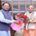Chhattisgarh News: छत्तीसगढ़ पहुंचे मुख्यमंत्री योगी आदित्यनाथ का सीएम साय ने किया स्वागत 2 154341647 1 3