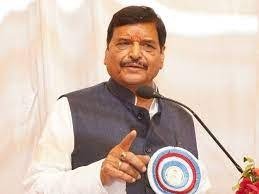UP Politics: निजी सचिव को हिरासत में लिए जाने पर शिवपाल यादव का यूपी पुलिस पर बड़ा आरोप