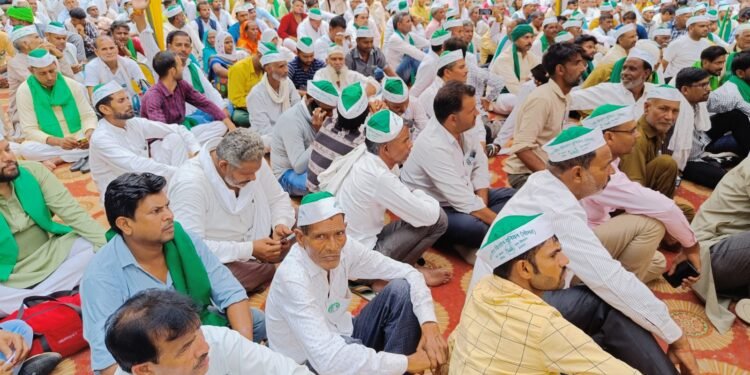 Lucknow News Today : भारतीय किसान यूनियन तोमर ने किसानों व आमजन की समस्याओं के समाधान को लेकर ज्ञापन सौंपा